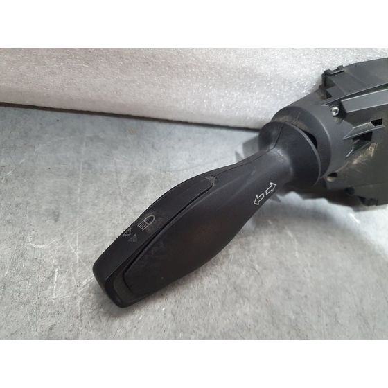 Mando Intermitentes para Ford Fiesta (Ccn)