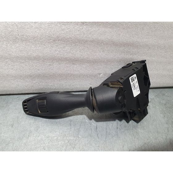 Mando Limpia Para Ford Fiesta