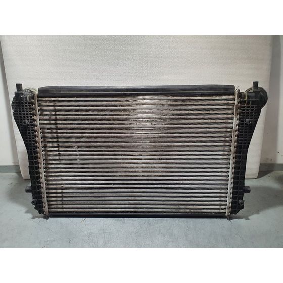 Intercooler Para Volkswagen Golf V Berlina