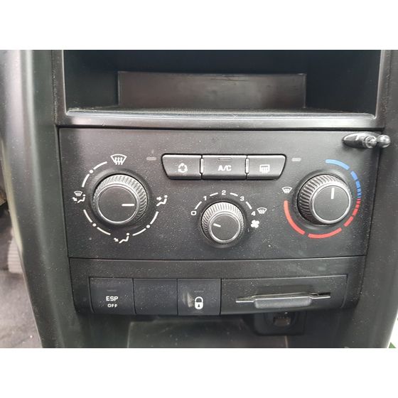 Mando Calefaccion / Aire Acondicionado Para Peugeot 207