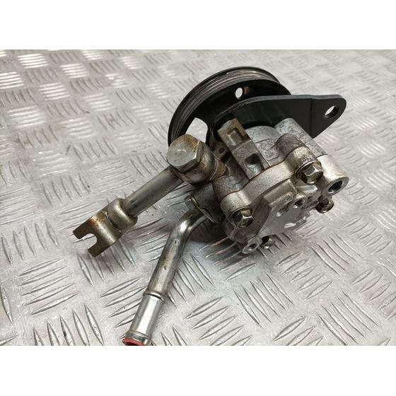 Bomba Direccion Para Nissan Pathfinder
