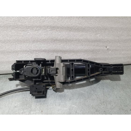 Maneta Exterior Delantera Izquierda Para Ford Focus Lim.
