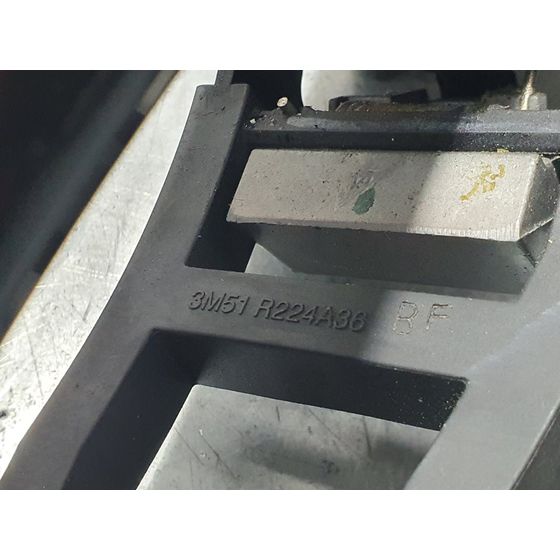 Maneta Exterior Delantera Izquierda Para Ford Focus Lim.