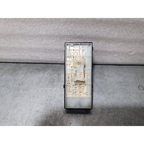 Mando Elevalunas Delantero Derecho Para Nissan Micra V