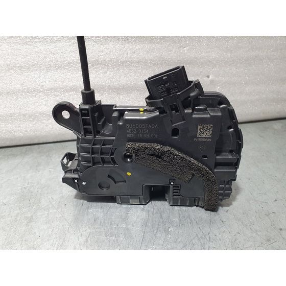 Cerradura Puerta Delantera Derecha Para Nissan Micra V