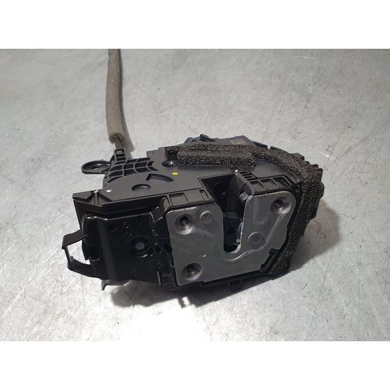 Cerradura Puerta Delantera Derecha Para Nissan Micra V