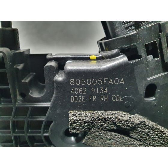 Cerradura Puerta Delantera Derecha Para Nissan Micra V