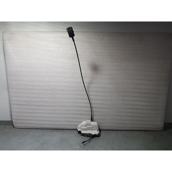 Cerradura Puerta Delantera Derecha Para Renault Scenic Ii