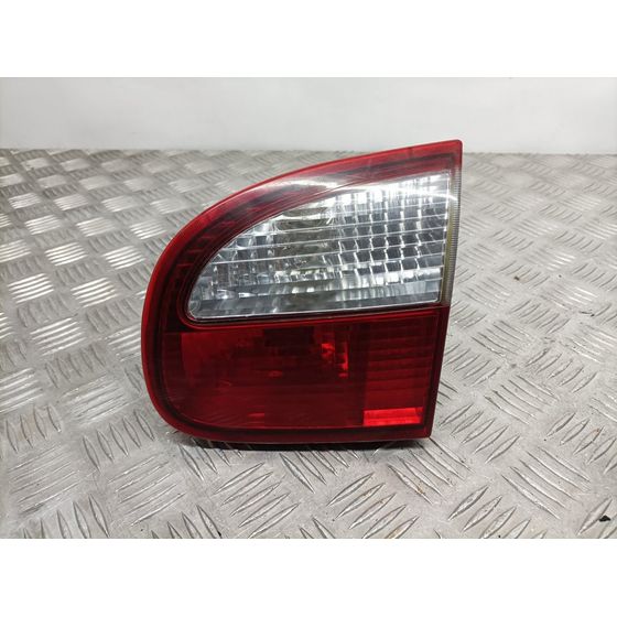 Piloto Trasero Derecho Para Daewoo Lanos
