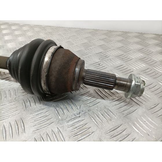 Transmision Delantera Derecha Para Ford Fiesta