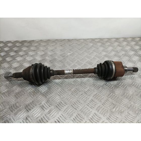 Transmision Delantera Izquierda Para Ford Fiesta