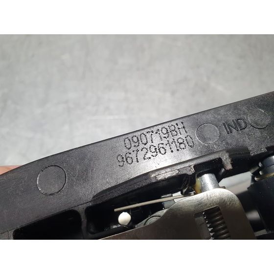 Maneta Exterior Trasera Izquierda Para Peugeot 2008