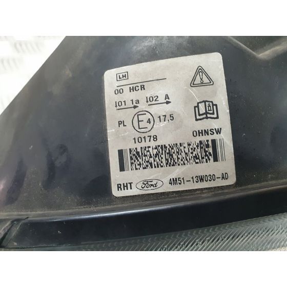 Faro Izquierdo para Ford Focus Berlina (Cap)