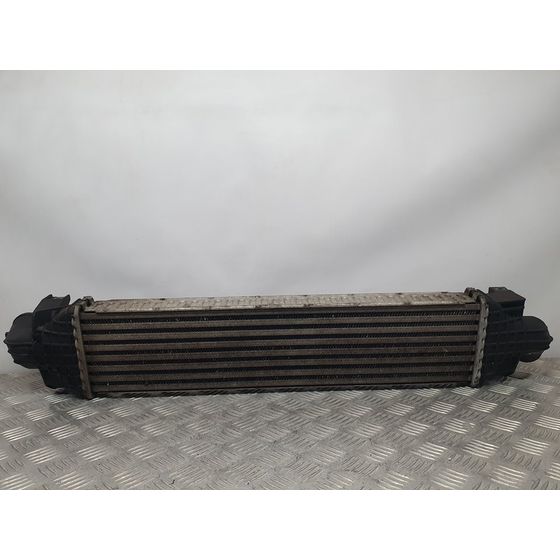 Intercooler para Ford Focus Berlina (Cap)