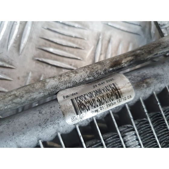 Condensador / Radiador Aire Acondicionado para Ford Focus Berlina (Cap)