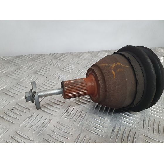 Transmision Delantera Izquierda Para Ford Focus Berlina