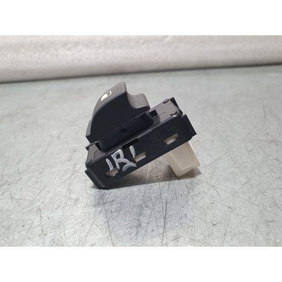 Mando Elevalunas Delantero Derecho Para Peugeot 208