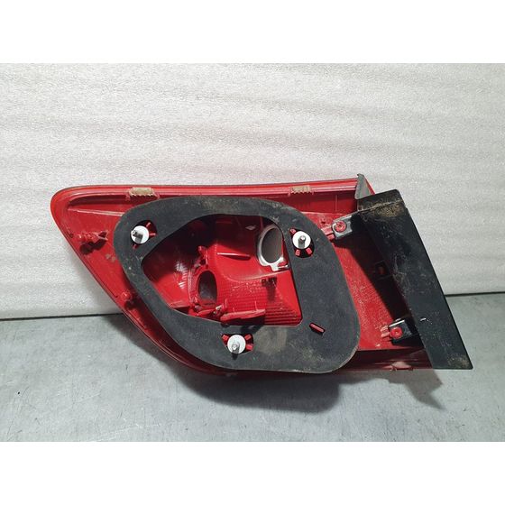 Piloto Trasero Derecho para Seat Ibiza St (6J8)