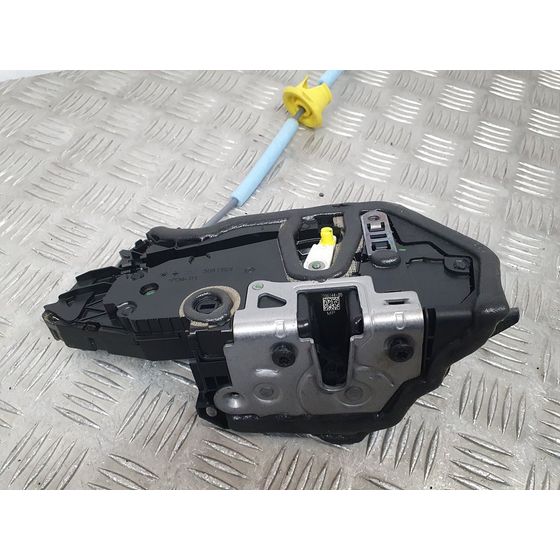Cerradura Puerta Trasera Derecha para Bmw Serie 1 Lim. (F40)