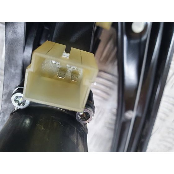 Elevalunas Delantero Derecho Para Volkswagen Golf Vii Lim.