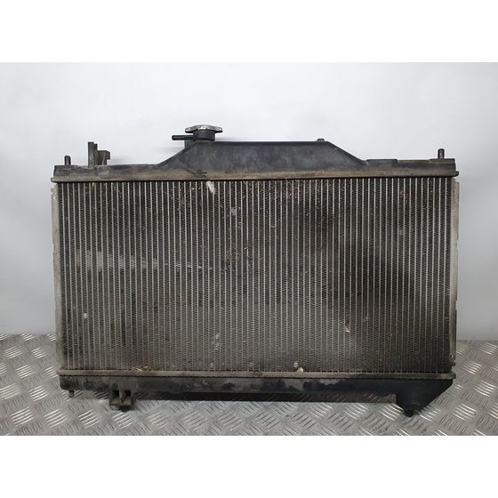 Radiador Agua Para Toyota Avensis Berlina