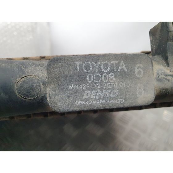 Radiador Agua Para Toyota Avensis Berlina