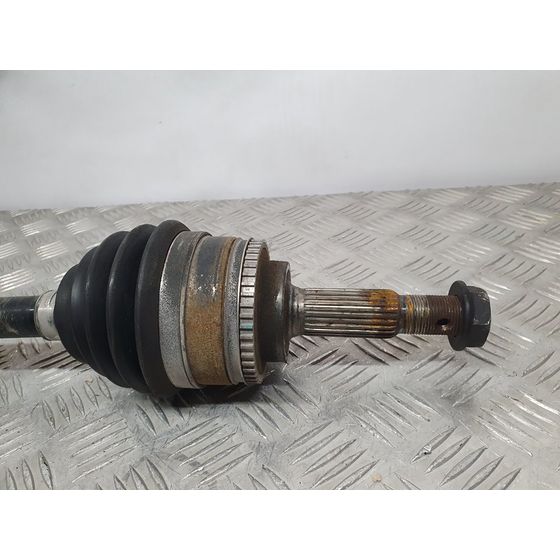 Transmision Delantera Izquierda Para Toyota Avensis Berlina