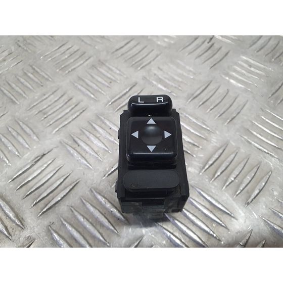 Mando Retrovisor Para Subaru Legacy Berl./Familiar B12