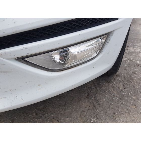 Faro Antiniebla Izquierdo Para Ford Mondeo Ber.
