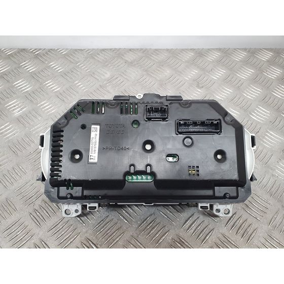 Cuadro Instrumentos Para Toyota Yaris