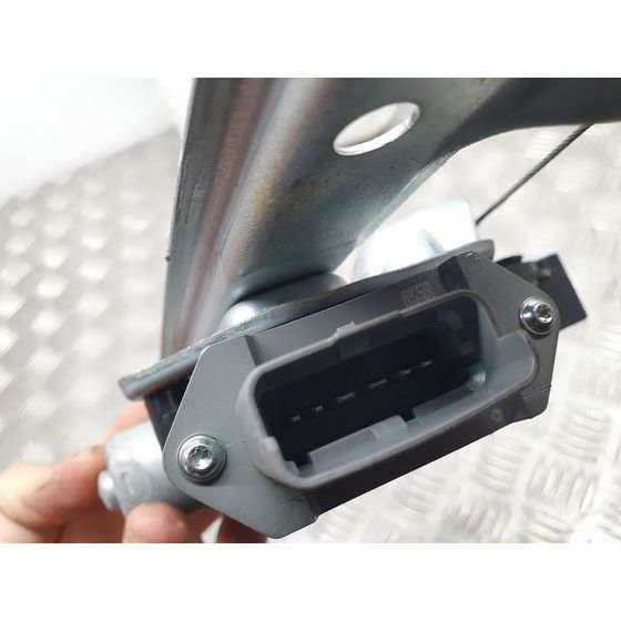 Elevalunas Trasero Derecho Para Peugeot 5008