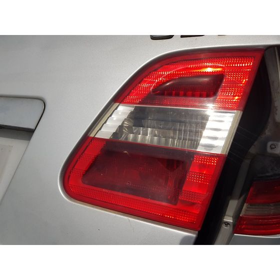 Piloto Trasero Derecho Para Mercedes Clase B