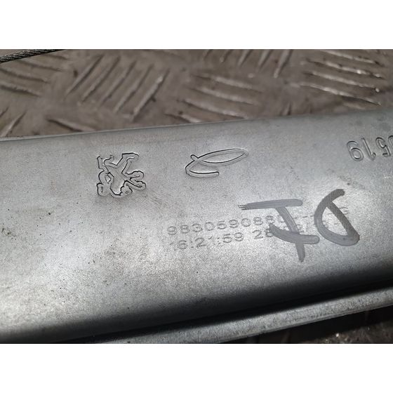 Elevalunas Delantero Izquierdo Para Peugeot 2008
