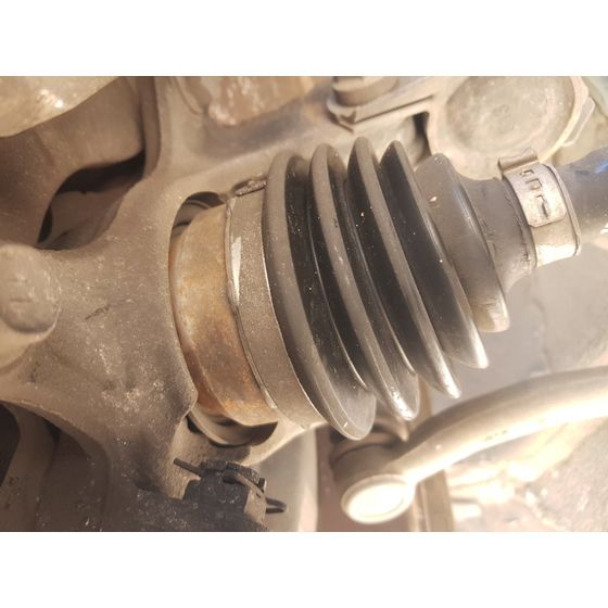 Transmision Delantera Derecha Para Toyota Yaris
