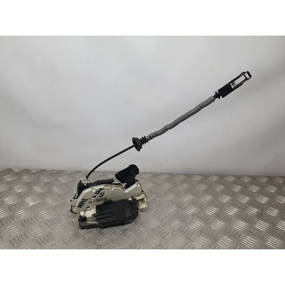 Cerradura Puerta Delantera Izquierda Para Volkswagen Polo