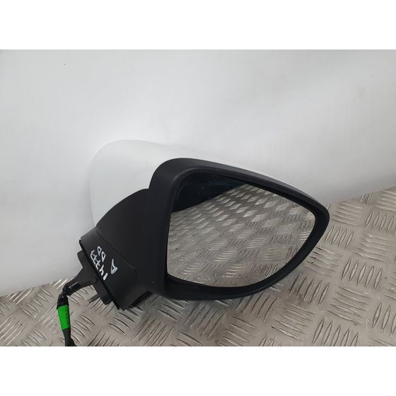 Retrovisor Derecho para Nissan Micra V (K14)