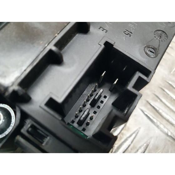 Elevalunas Delantero Izquierdo Para Volkswagen Polo