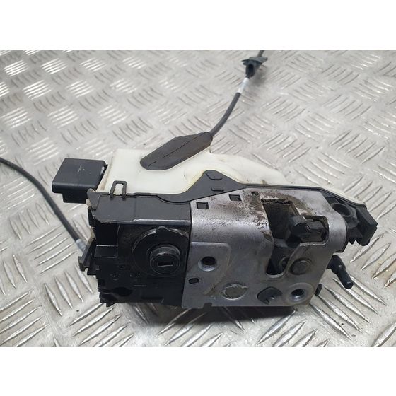 Cerradura Puerta Delantera Derecha Para Peugeot 208