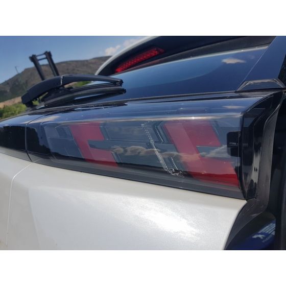 Piloto Trasero Derecho Para Peugeot 2008