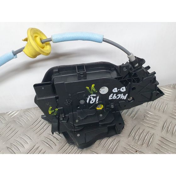 Cerradura Puerta Delantera Derecha Para Bmw Serie 2 Gran Coupe