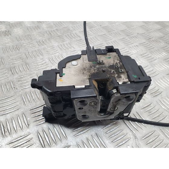 Cerradura Puerta Delantera Derecha Para Mercedes Citan Furgon