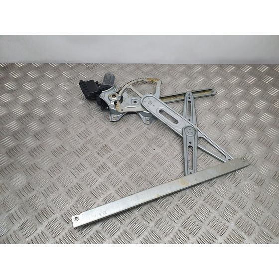 Elevalunas Delantero Izquierdo Para Toyota Avensis Touring Sports