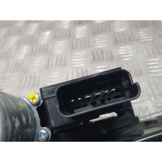 Elevalunas Delantero Izquierdo Para Nissan Pulsar