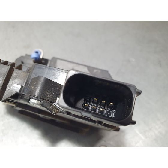 Cerradura Puerta Delantera Derecha Para Fiat Punto