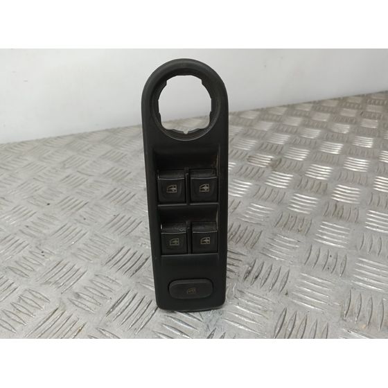 Mando Elevalunas Delantero Izquierdo Para Renault Captur