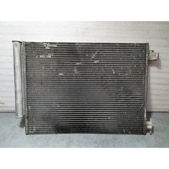 Condensador / Radiador Aire Acondicionado Para Renault Clio Iv