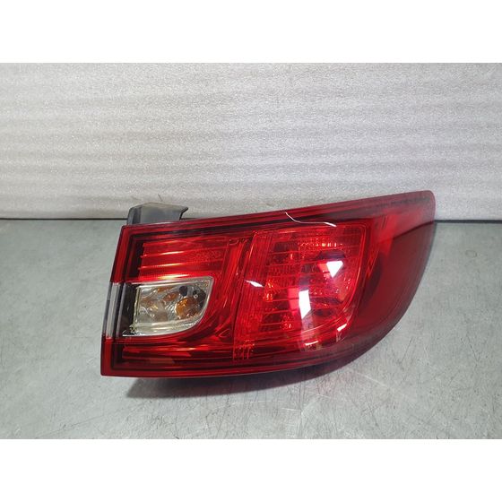 Piloto Trasero Derecho Para Renault Clio Iv