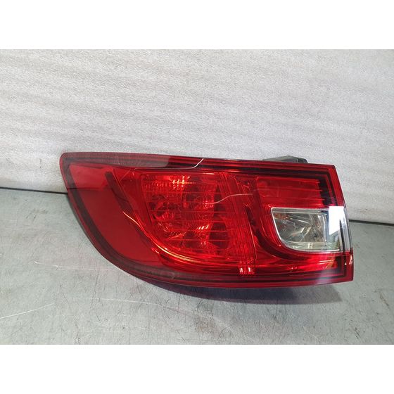 Piloto Trasero Izquierdo Para Renault Clio Iv