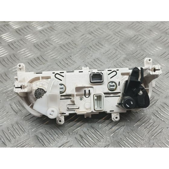 Mando Calefaccion / Aire Acondicionado Para Renault Clio Iv