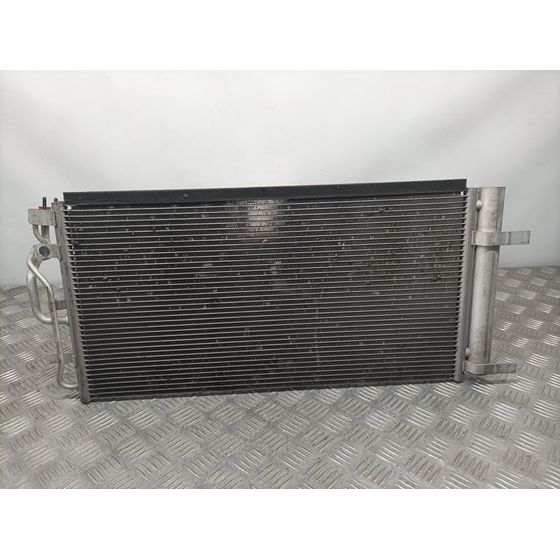 Condensador / Radiador Aire Acondicionado Para Hyundai I30